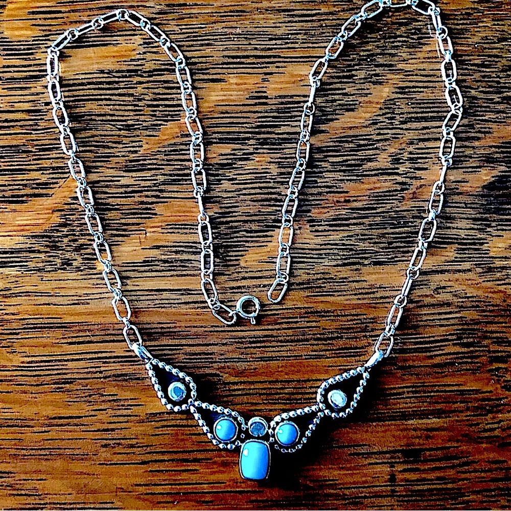 $77  Running Bear Navajo Estate Necklace  Marked R.B. STERLING - Picture 5 of 6